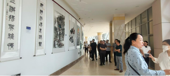 察哈尔右翼后旗 以展览展示为笔，绘就发展新画卷